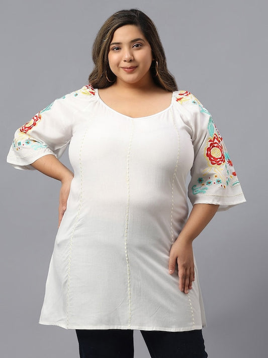 Plus Size Floral Embroidered V-Neck Longline Cotton Top