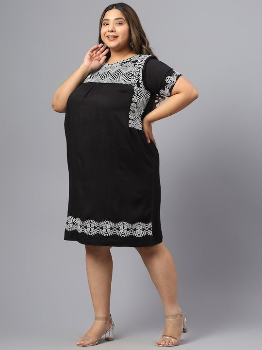 Plus Size Geometric Embroidered Round Neck Gathered Cotton A-Line Dress